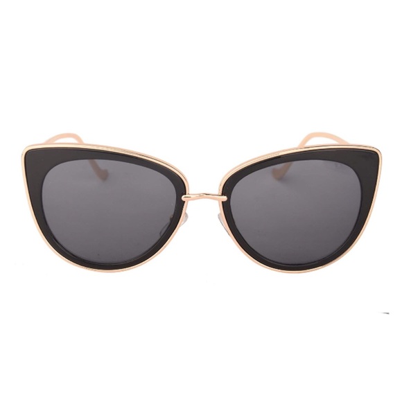 Oversized Sunnies Cat Eye Sunglasses Black - Picture 3 of 3
